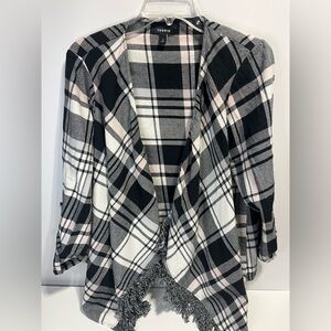 Torrid Plaid Fringe Flannel Open-Front Wrap Cardigan  Size L/XL  Black and white